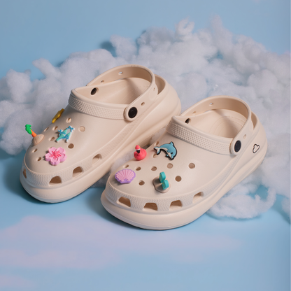 Clog Plataforma Verão (Acompanha 8 Pins Especiais)