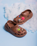 Clog Plataforma Country (Acompanha 8 Pins Especiais)