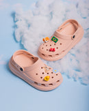 Clog Plataforma (Acompanha 6 Pins Especiais)